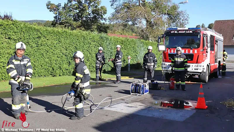 Stmk Feuerwehrgrundausbildung Gab In Den Abschnitten Oberes