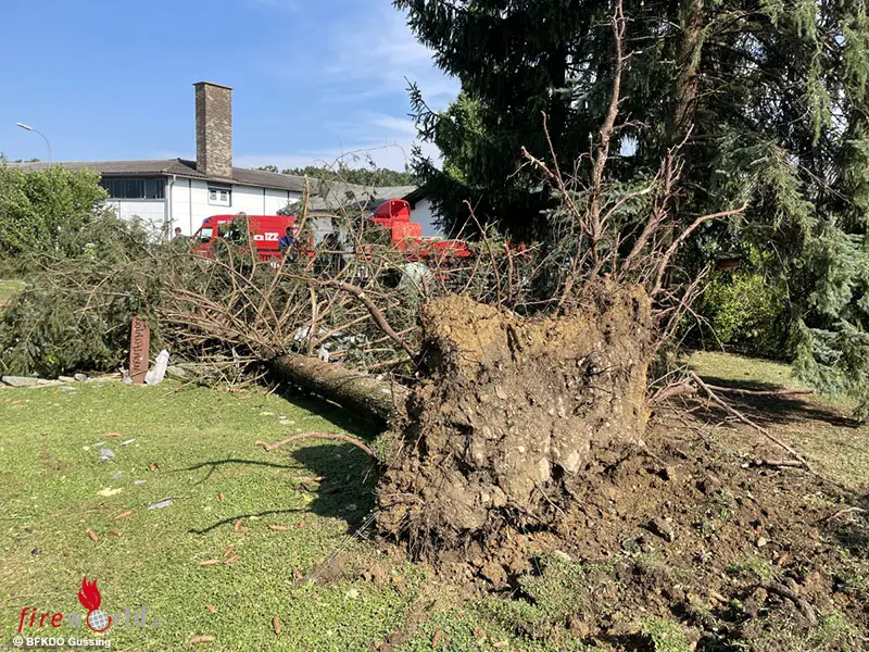 Bgld Heftiges Unwetter Ber Dem Bezirk G Ssing Am Juli