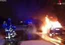 Bayern: Autovollbrand auf der B 17 in Augsburg