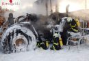 Stmk: Brennender Radlader und brennendes Reisig in Rohrbach a.d.L.