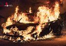 Oö: Autovollbrand in Enns