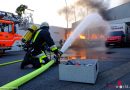 Deutschland: Feuer in Lagerhalle in Essen-Altenessen