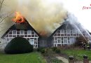 Deutschland: 300.000 Euro-Reetdachhaus-Großfeuer in Großenwörden