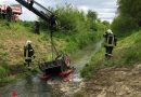 Nö: Pferd in Dietersdorf stürzt samt Pferdekutsche in den Göllersbach