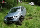 Oö: Fahrzeuge bei Verkehrsunfall in Lasberg in Straßengraben geschleudert