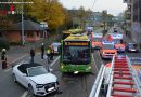 Deutschland: Verkehrsunfall zwischen Linienbus und Pkw forderte 16 Verletzte