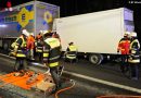 Bayern: Kleintransporter kracht auf Giga-Liner: Person auf der A99 eingeklemmt