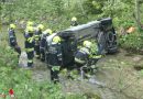 Stmk: Pkw bei Neuberg in Bach gestürzt