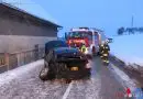 Oö: Pkw-Unfall auf Schneefahrbahn in Neuhofen im Innkreis