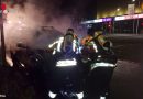 Oö: Autobrand mitten in der Nacht in Pasching