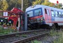 Oö: Lkw von Almtal-Bahn erfasst → Sechs Verletzte bei Sattledt