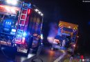 Oö: Feuerwehr kühlt stark überhitzte Bremse eines Streufahrzeuges auf Westautobahn