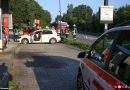 Oö: Auto kracht auf Innviertler Straße in Bad Schallerbach gegen Anzeigetafel einer Tankstelle