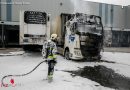 Oö: Lastwagenbrand im Industriegebiet von St. Florian