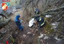 Oö: Feuerwehr sprengt 800 kg schweren Stein