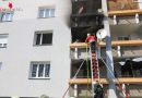 Oö: Feuerwehr bei ausgedehntem Wohnungsbrand in Wels-Vogelweide im Einsatz