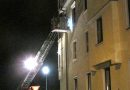 D: 18 Personen bei Wohnhausbrand in Sicherheit gebracht