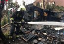 Nö: Wochenendhaus und Pkw neben der B60 in Vollbrand