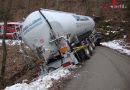 Stmk: Lkw durch Navi auf Bergstraße gelotst und beinahe abgestürzt