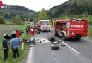 Stmk: Schwerer Verkehrsunfall mit drei Fahrzeugen auf der B113