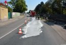 Nö: Feuerwehr bindet 100 Meter lange Ölspur