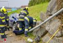 Stmk: Pkw prallt frontal gegen Steinstützmauer