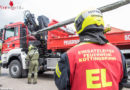 Nö: Mann klemmt zwischen Ladekran und Lkw-Aufbau