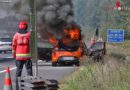 Oö: Löschversuche vergebens → Auto in Vollbrand