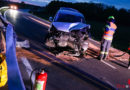 Oö: Auto kracht bei Brücke in Marchtrenk gegen Leitschiene