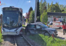 Oö: Lokalbahn-Entgleisung nach Kollision mit Auto in St. Georgen / A.