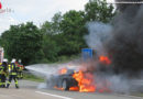 D: Nach einem Knall brennt der BMW auf der Autobahn