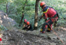 D: Zwei Frauen im Steilhang abgerutscht → Drohne führt Höhenretter zur Einsatzstelle