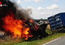 D: Lkw prallt gegen Baum und geht in Flammen auf → Lenker lebensgefährlich verletzt