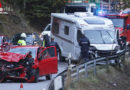 Bayern: Drei zum Teil schwer Verletzte bei Verkehrsunfall mit Wohnmobil und Kleinwagen auf der B21 am Bodenberg