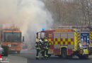 D: Sperrmüll brennt in Müllwagen in Mettmann