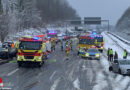 D: Verkehrsunfall mit sechs Verletzten auf matschiger Fahrbahn bei Ratingen