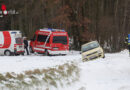 Oö: Durch Schneeverwehung im Graben gelandet → Bergungseinsatz in Weißkirchen