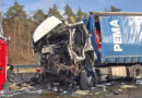 D: Schwerer Lkw-Unfall mit drei Fahrzeugen (inkl. Autotransporter) auf der A5 bei Bruchsal → ein-Lkw-Fahrer schwer eingeklemmt