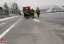 Oö: Drei Einheiten in Bad Ischl beseitigen ausgedehnte Ölspur auf B 145 und B 158