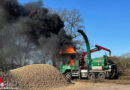 D: Lkw-Häckselmaschine brennt in Hesel