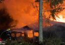 D: Vereinsheim am Waldrand in Olpe in Vollbrand