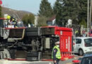 Nö: Pkw übersieht Tanklöschfahrzeug am Weg zum Einsatzort in Purkersdorf → Fw-Fahrzeug umgestürzt