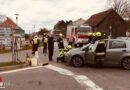 Nö: Verletzte Person in Pkw bei Fahrzeugkollision in Statzendorf
