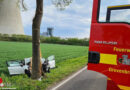 D: Pkw gegen Baum und Pkw gegen Zug in Grevenbroich