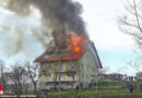 Oö: 12 Feuerwehren bei Wohnhaus-Dachstuhlbrand (Solaranlage) in Helfenberg → 4 Zubringleitungen über längere Strecke