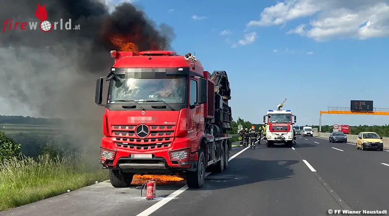 Lkw-Brand auf der Südautobahn