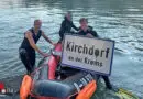 Oö: Feuerwehrtaucher aus Leonstein holen vier Ortstafeln aus dem Steyr-Fluss