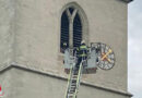 Stmk: Menschenrettung vom Glockenturm der Pfarrkirche Maria Osterwitz nach Arbeitsunfall