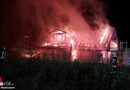 D: Feuer zerstört Einfamilienhaus-Holzrohbau in Marklendorf → Gebäude brennt lichterloh