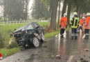 D: Motorblock bei Anprall an Bäume in Engelschoff aus Auto gerissen